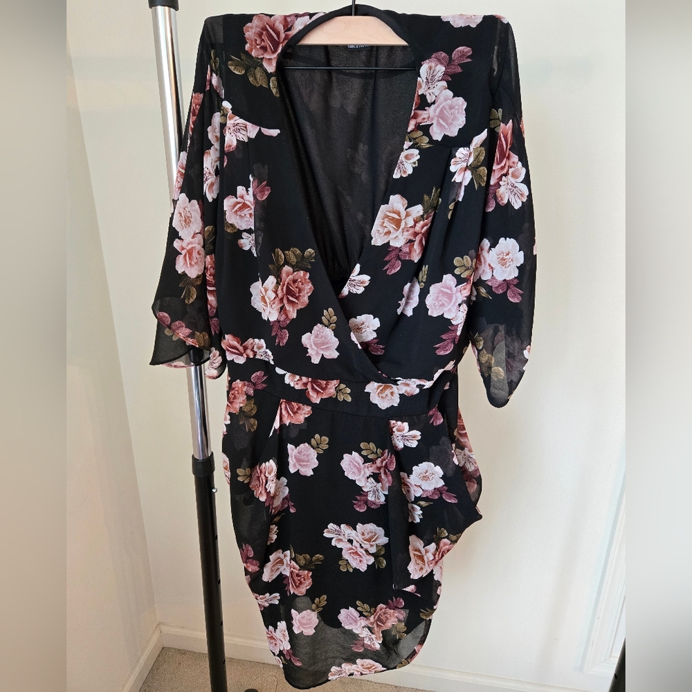 City Chic Black Floral Kimono Style Dress